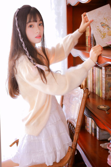 久久碰碰人妻国产二区